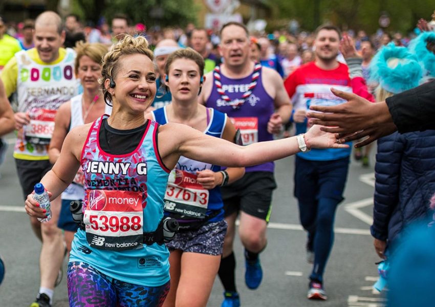 dementia revolution runner at 2019 Virgin Money London Marathon 850x600 1